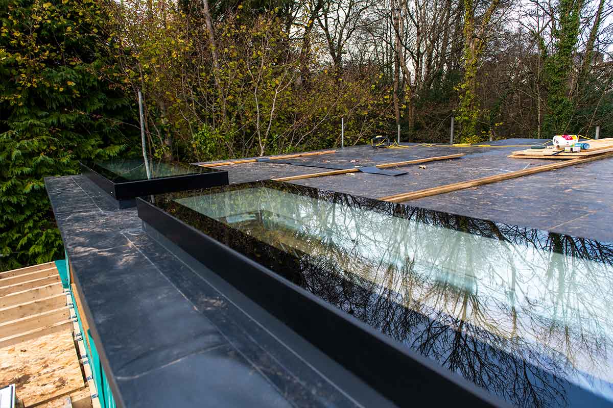 installation bespoke rooflights 